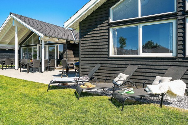 Luxe vakantiehuis met zwembad en wellness nabij de Oostzee in Kappeln - thumbnail 2