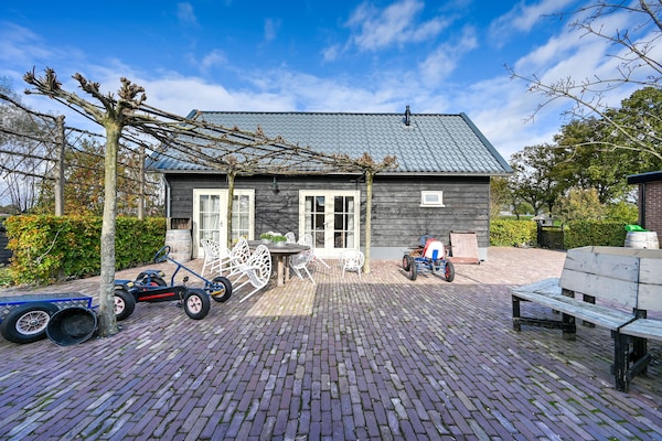Landelijk landhuis in bosrijk Overberg met uitzicht over weilanden - thumbnail 1