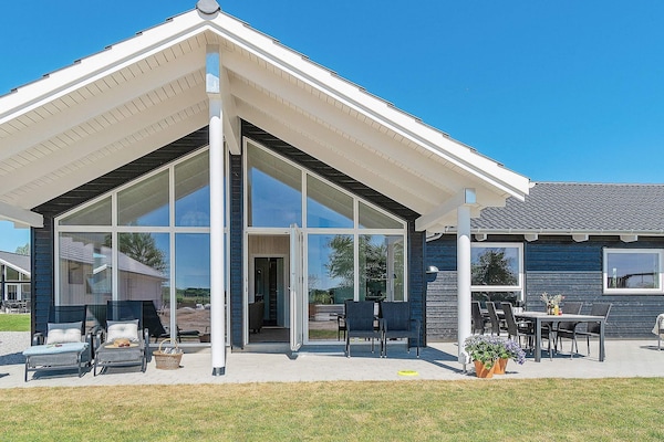 Op 950 m van zee: ruim vakantiehuis in Kappeln voor 10 personen · 136 m² - thumbnail 3