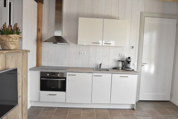 Hazenborgh Studio Eb: Knus vakantiehuis voor 2 in Callantsoog - thumbnail 2
