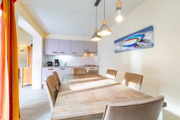 Vrijstaande villa in vakantiepark Kijkduin, 75m², 3 slaapkamers, hondvriendelijk - thumbnail 3