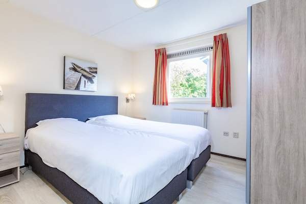 Vrijstaande villa in vakantiepark Kijkduin, 75m², 3 slaapkamers, hondvriendelijk - thumbnail 4
