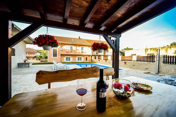 Ruim appartement voor 6 met privézwembad nabij Zadar - thumbnail 6