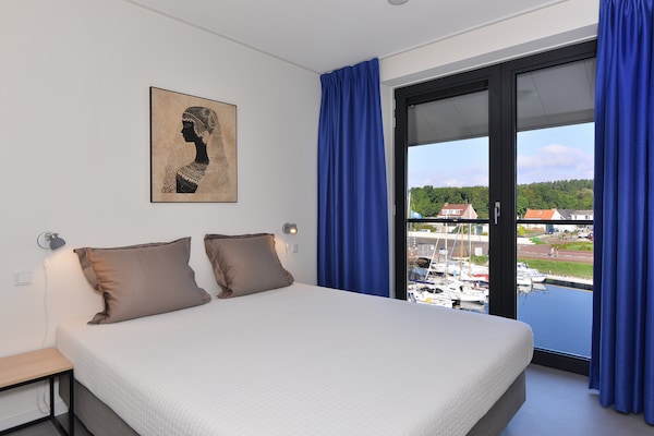 Elegant appartement aan de jachthaven van Kamperland met privéterras - thumbnail 3
