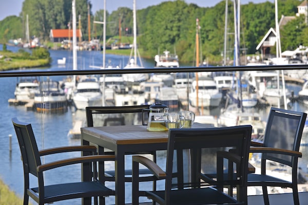 Elegant appartement aan de jachthaven van Kamperland met privéterras - thumbnail 5