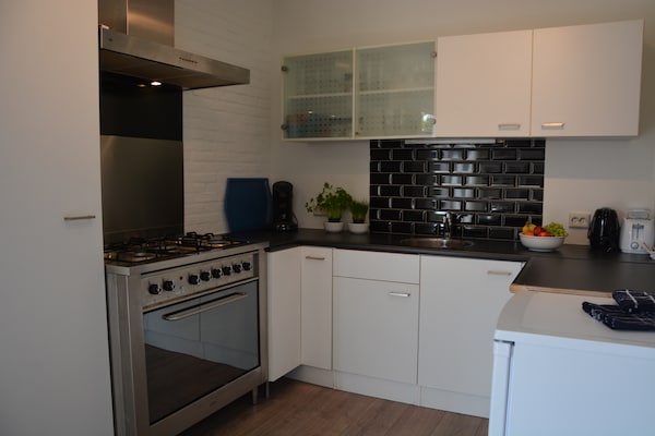 't Zeepaardje: sfeervol vakantiehuis aan zee en meer in Noordwijkerhout - thumbnail 4