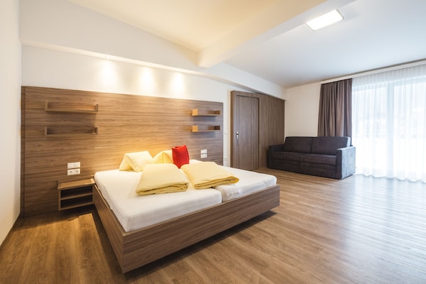 Op 500 m van de piste: Modern appartement in centrum Kleinarl - thumbnail 5