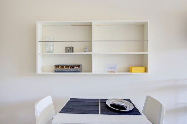 Knus appartement voor 2 op 100m van het Gardameer in Sirmione - thumbnail 4