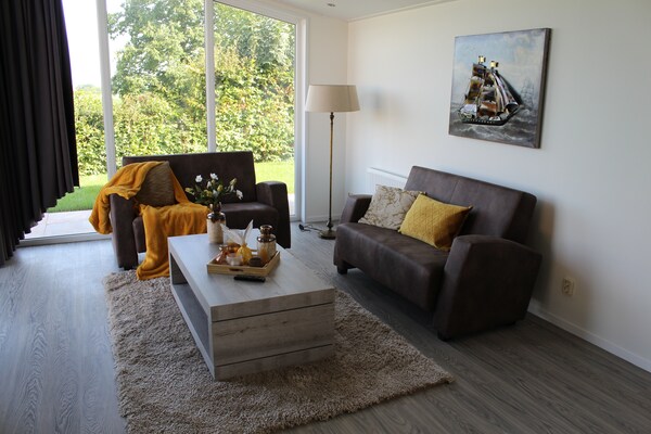Modern vakantiehuis met haard en terras, 10 min van Maastricht - thumbnail 3