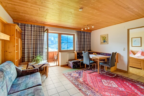 Knus appartement Fügenberg met balkon, vlakbij de skilift - thumbnail 3