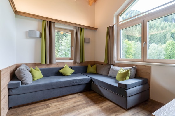 Aan de piste: Sfeervol chalet voor 2 personen in Saalbach-Hinterglemm - thumbnail 2
