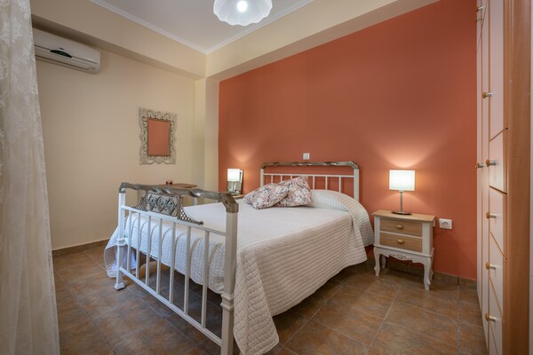 Villa Antonio met privézwembad en weids uitzicht bij Romiri, Zakynthos - thumbnail 3