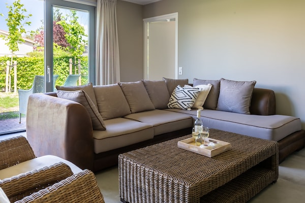 Luxe wellnessvilla op vakantiepark, op loopafstand van het Zeelandse strand - thumbnail 2