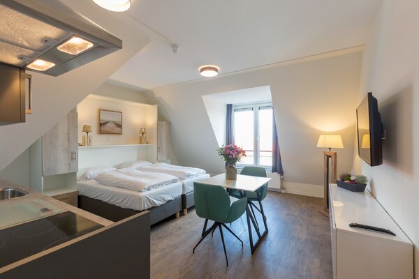 Luxe studio in Aparthotel Zoutelande, 200m van zuidkust strand - thumbnail 5