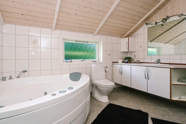 7-persoons vakantiehuis in Gørlev op 200 meter van de zee - thumbnail 4