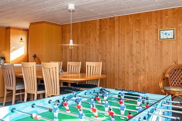 Vrijstaand vakantiehuis op 200 meter van de Noordzeekust bij Harboøre - thumbnail 2