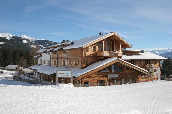 penthouse-panorama-chalet sleeps 8