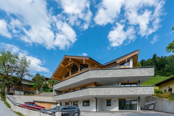 An der Piste 1 Alpendorf in Austria - a perfect villa in Austria?