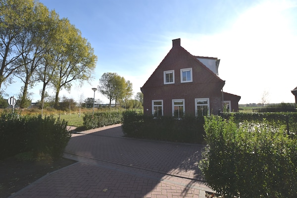 Vrijstaand vakantiehuis met golfbaan en infraroodsauna in Breskens - thumbnail 6