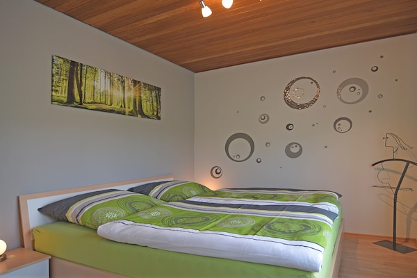 Panoramisch appartement met sauna direct aan de piste in Winterberg - thumbnail 4