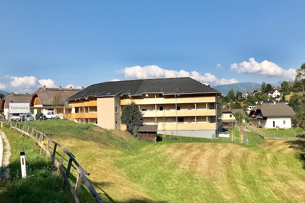 alpinum-residence-xl sleeps 8