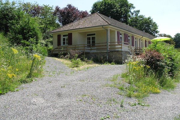 Omheind vakantiehuis voor 6 met weids uitzicht bij Cuzy, Bourgondië - thumbnail 6