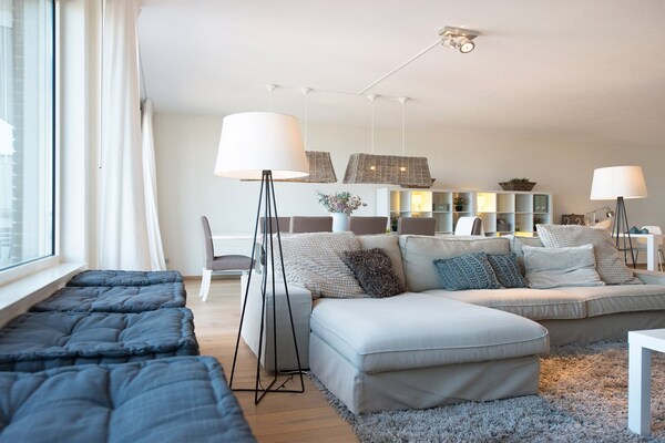 5-persoons modern appartement in Scheveningen nabij het strand - thumbnail 6