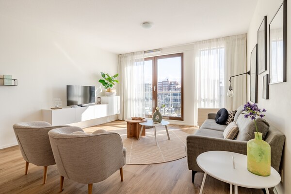 Modern appartement met Frans balkon aan de jachthaven van Scheveningen - thumbnail 5