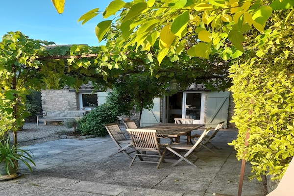 Authentieke Provençaalse villa met privézwembad in Viens - thumbnail 6