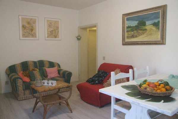 Knus Toscaans vakantiehuis met tuin, op 12 km van het strand in Sassetta - thumbnail 2