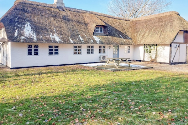 Ruim vakantiehuis op 80 meter van zee met panoramisch waterzicht bij Svendborg - thumbnail 2