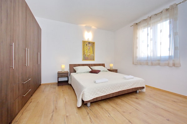 Modern appartement voor 6 in Bibinje, op 200 meter van de Adriatische Zee - thumbnail 4