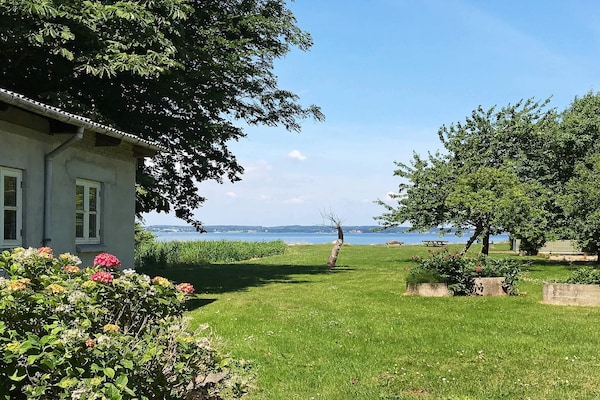 Vrijstaand vakantiehuis met privéstrand aan de Flensburger Förde - thumbnail 1