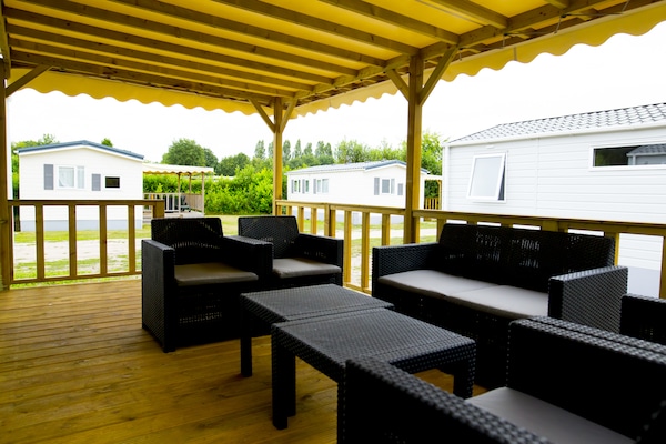 Gezellig chalet in duinparadijs Udenhout met zwembad en speeltuin - thumbnail 4