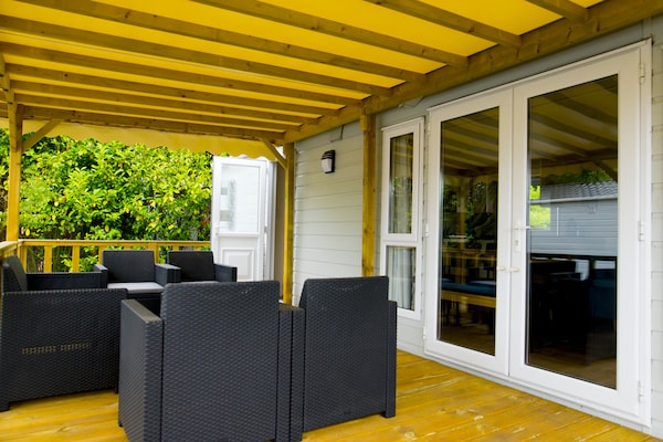 Gezellig chalet in duinparadijs Udenhout met zwembad en speeltuin - thumbnail 1