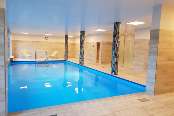 Appartement aan de golfbaan met zwembad en sauna in Winterberg - thumbnail 2