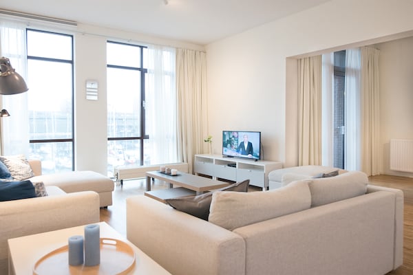 Luxe appartement in de haven van Scheveningen, 900m van het strand - thumbnail 1