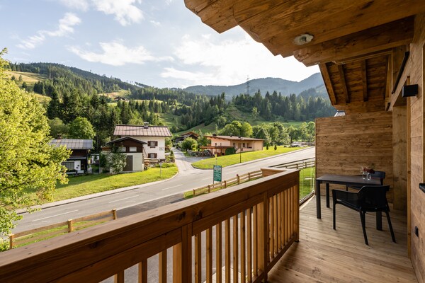 Ruim premium chalet voor 10 personen met sauna nabij Hochkönig - thumbnail 3