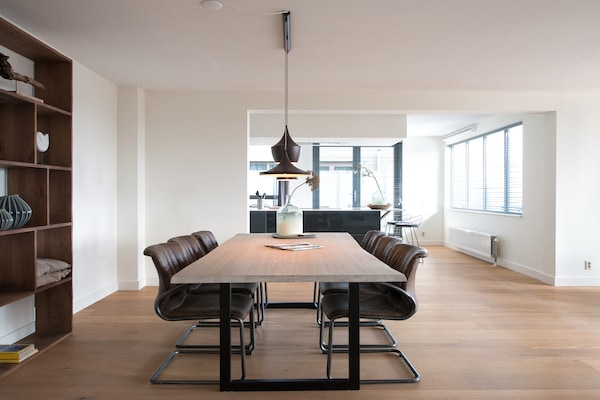 Luxe penthouse met dakterras en zeezicht in Scheveningen - thumbnail 2