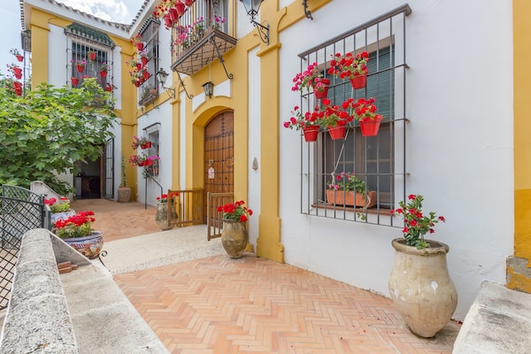 Statige villa met privézwembad op rustiek landgoed bij Priego de Córdoba - thumbnail 6