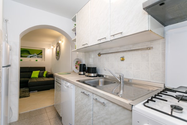 Knus appartement voor 4 op 500m van strand in Malinska - thumbnail 4