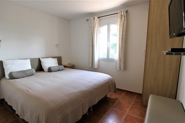 Vakantiehuis nabij het meer in Arles voor 7 personen - thumbnail 5