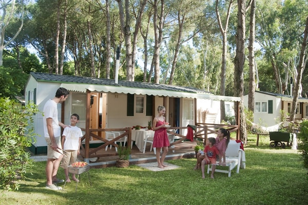 Vrijstaand chalet op sfeervol vakantiepark bij de Tyrreense Zee - thumbnail 6