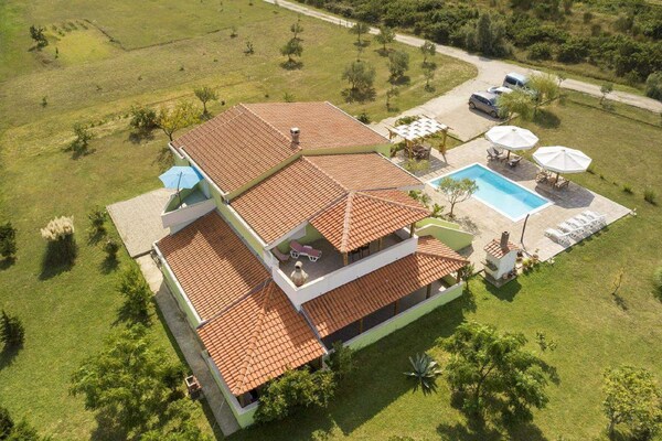Luxe appartement Meri aan zee in Ljubač voor 7 personen - thumbnail 4