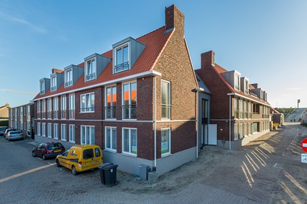 Luxe 5-persoonsappartement op 200m van het Zeeuwse strand - thumbnail 1