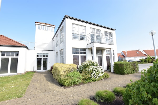 Op 700 m van het strand: 8-persoons appartement in De Haan - thumbnail 6