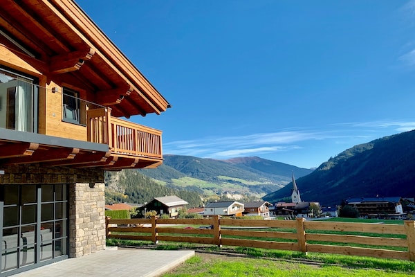 Centraal gelegen luxe chalet in Krimml voor 10 personen - thumbnail 2