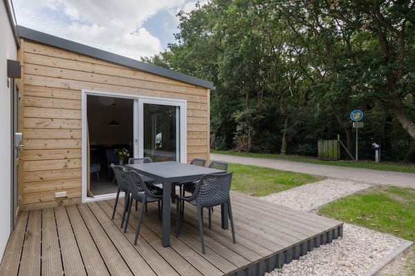 Modern chalet op Vakantiepark Kijkduin: strand, duinen en hondvriendelijk genieten - thumbnail 4