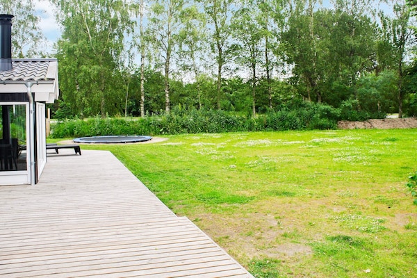 Vrijstaand vakantiehuis met whirlpool, sauna en houten badkuip op 800m van zee - thumbnail 4