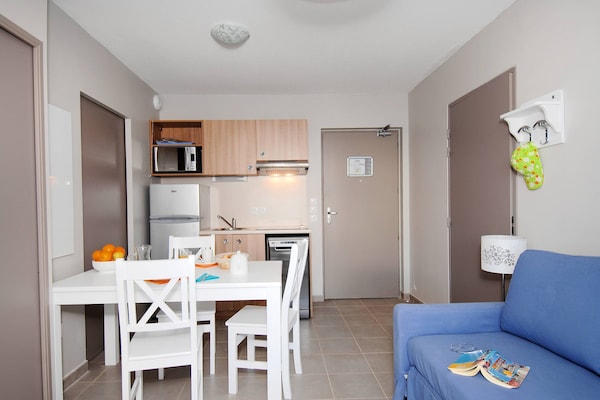 Licht appartement voor 6 personen in La Londe les Maures - thumbnail 2